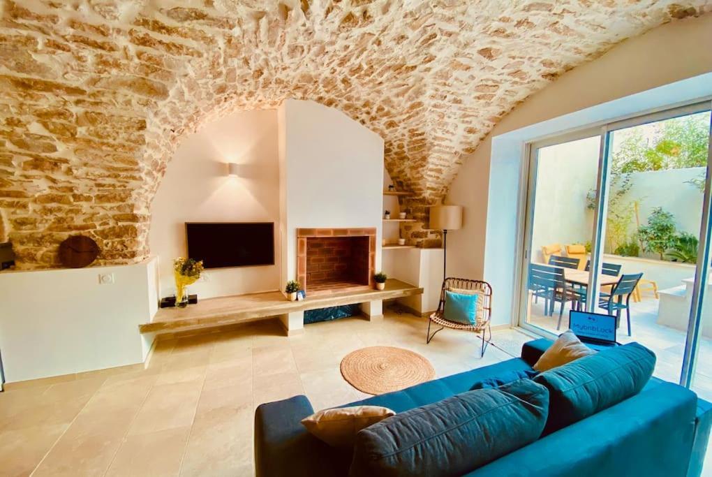 Terra Nostra - Townhouse - Swimming Pool Villa Nîmes Kültér fotó