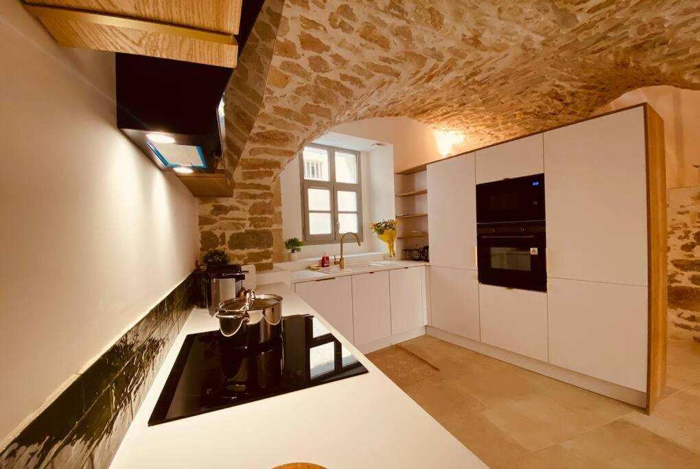 Terra Nostra - Townhouse - Swimming Pool Villa Nîmes Kültér fotó
